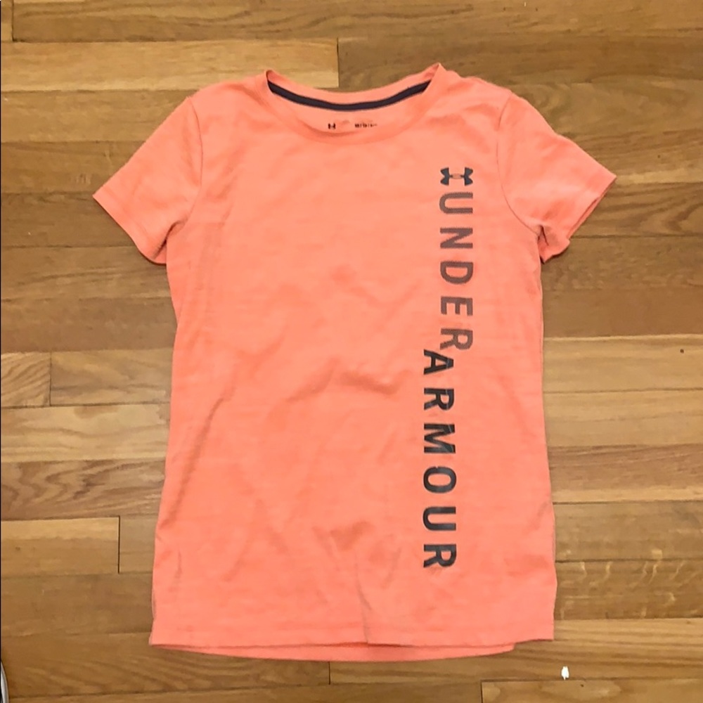 Woman's xs under armor shirt